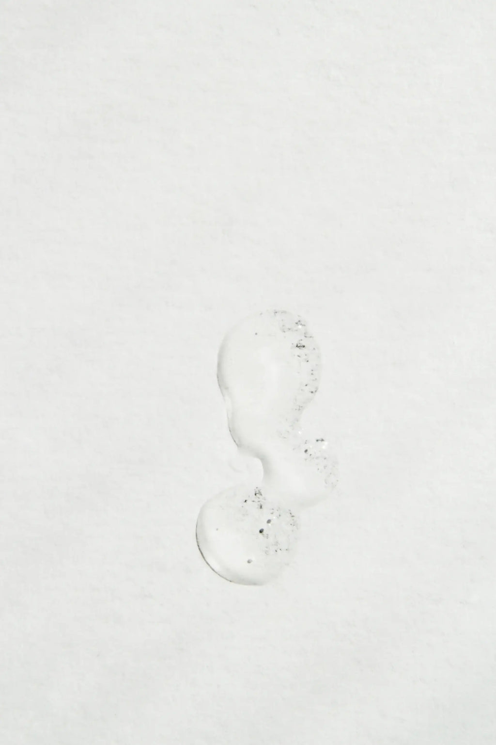 Brightening essential serum